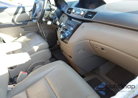 2013 Honda Odyssey Touring from USA, damaged, VIN 5FNRL5H92DB048752